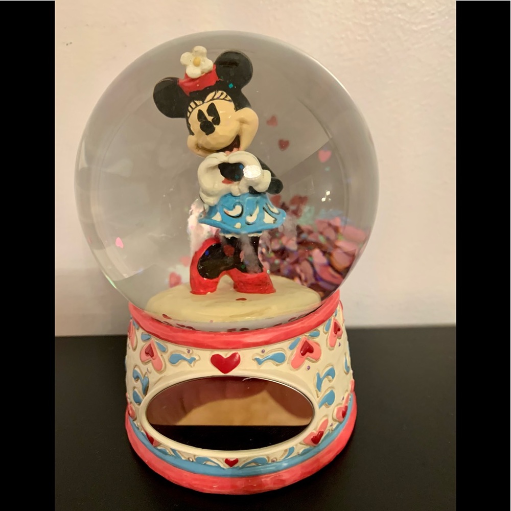 Disney Traditions Minnie Mouse Snowglobe- NIB
